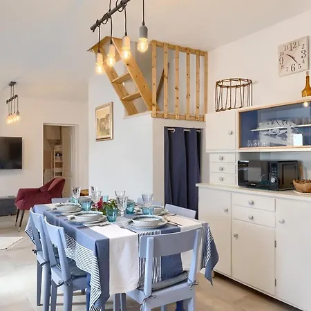 House Lando Dom wakacyjny Pula