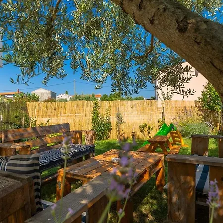 Dom wakacyjny House Lando Pula