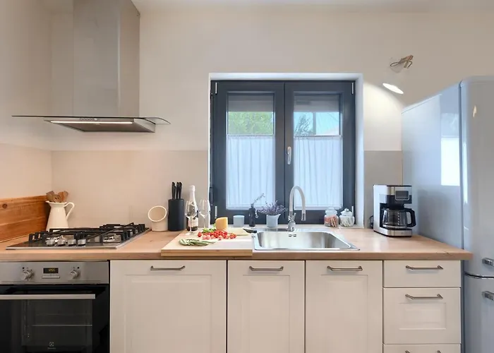 House Lando * Πούλα